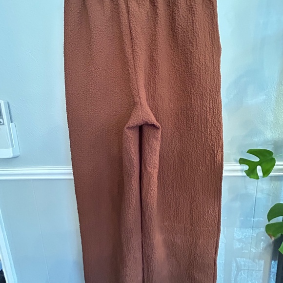 Fun dress up or down comfy pants - Picture 10 of 10